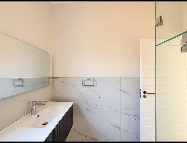 3 BEDROOM TOWNHOUSE FOR SALE IN SALT ROCK